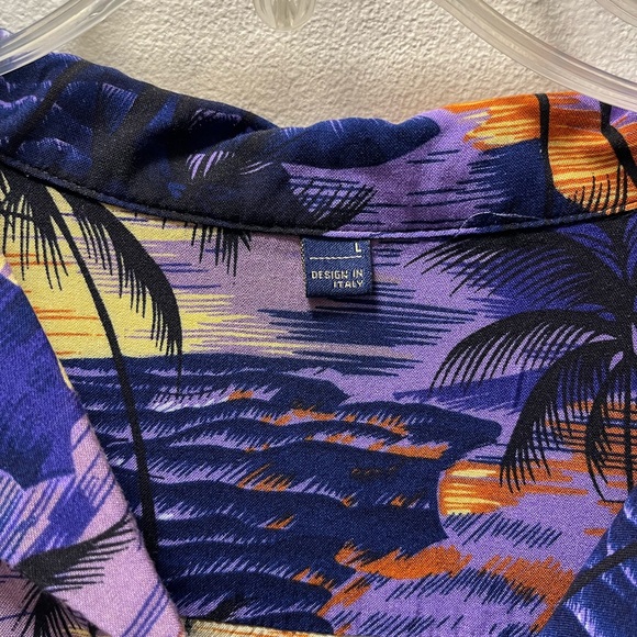 Design in Italy Luxury Men’s Breezy Summer shirt, Size L, Purple plus print - Picture 3 of 5